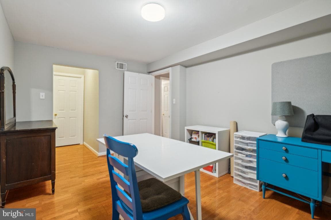 8645 Adrienne Place photo 34