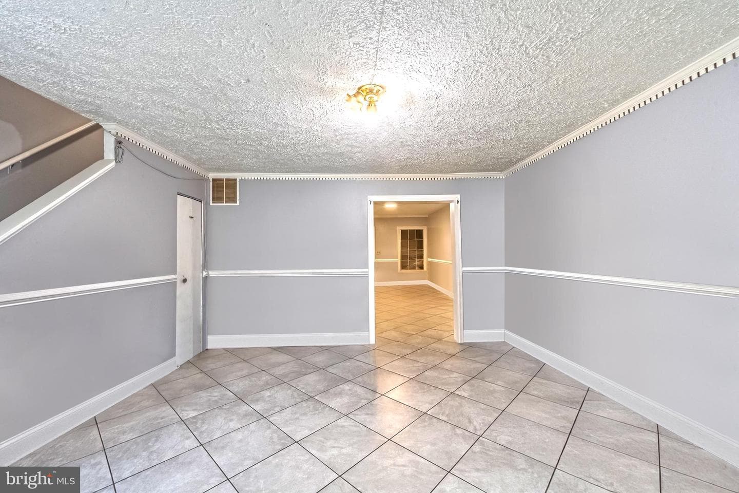 9832 Buckner Road photo 3