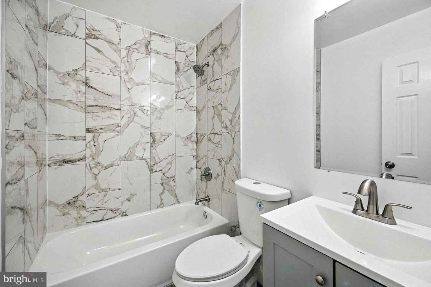 8591 King Carter Street photo 16