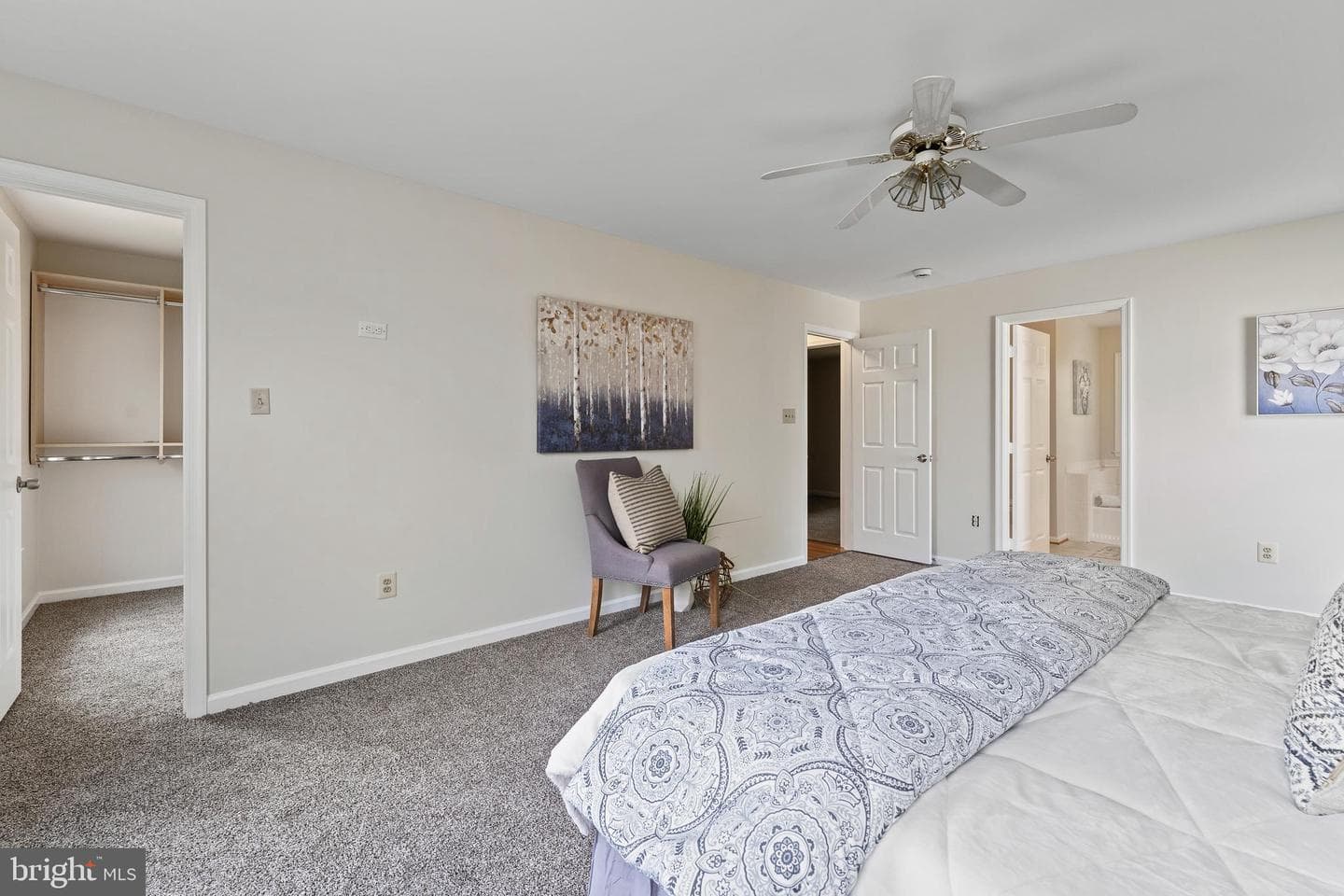 9301 Saffron Hill Court photo 43