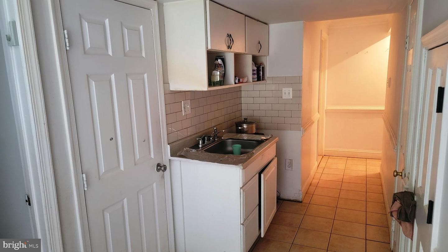 9058 Old Hickory Court photo 14