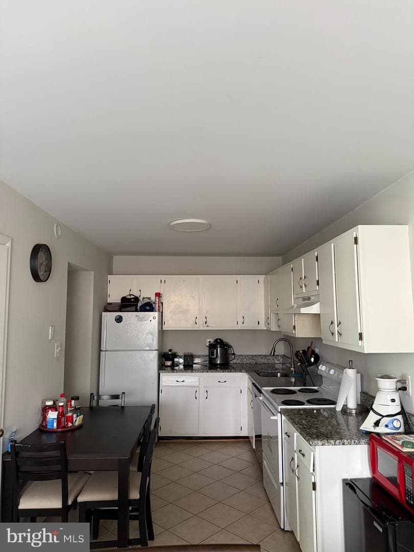 9013 Sandalwood Drive #d photo 7