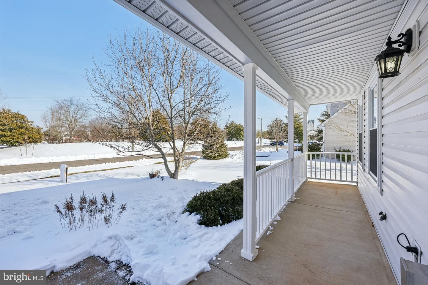 9395 Cloverhill Court photo 10