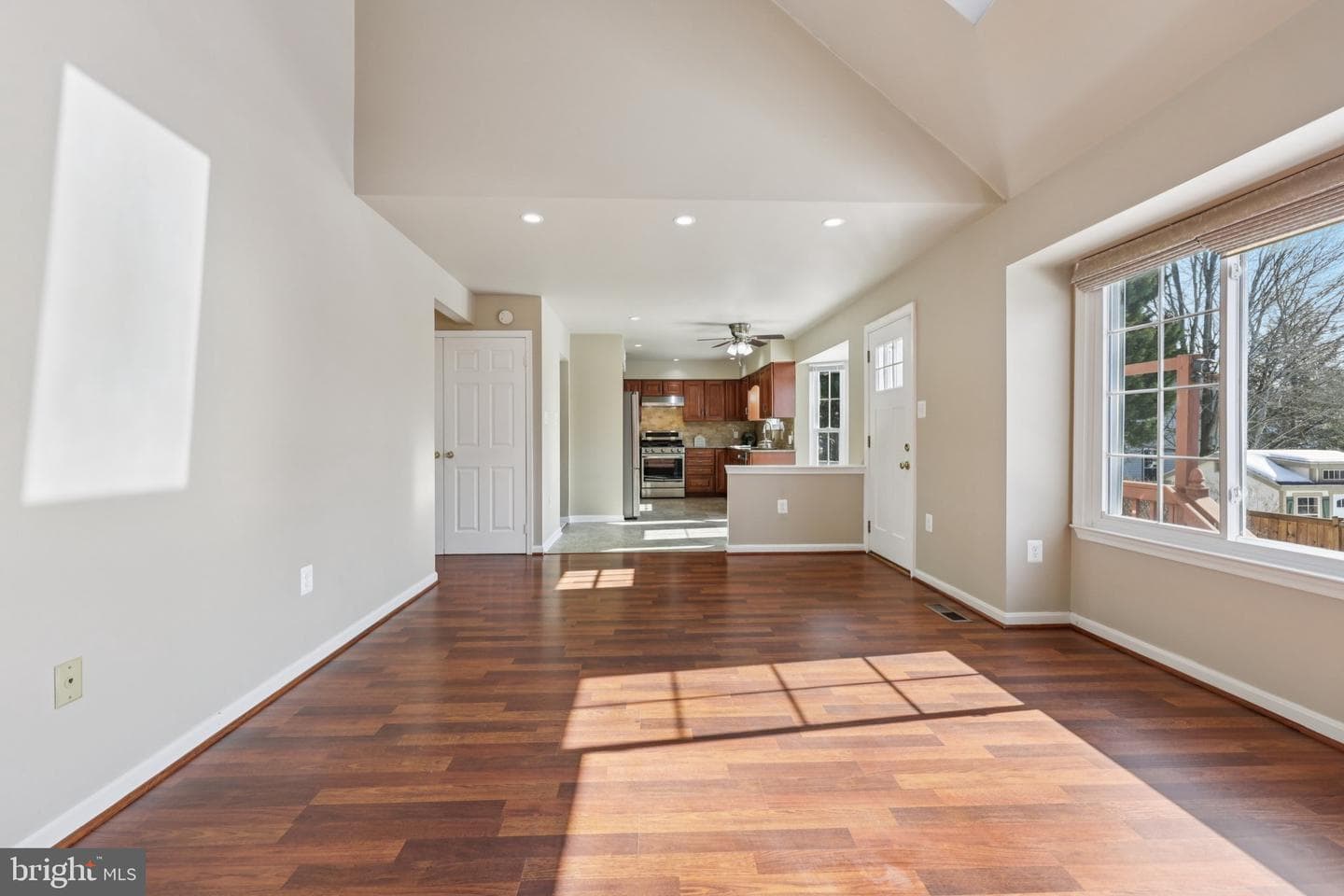 9395 Cloverhill Court photo 29