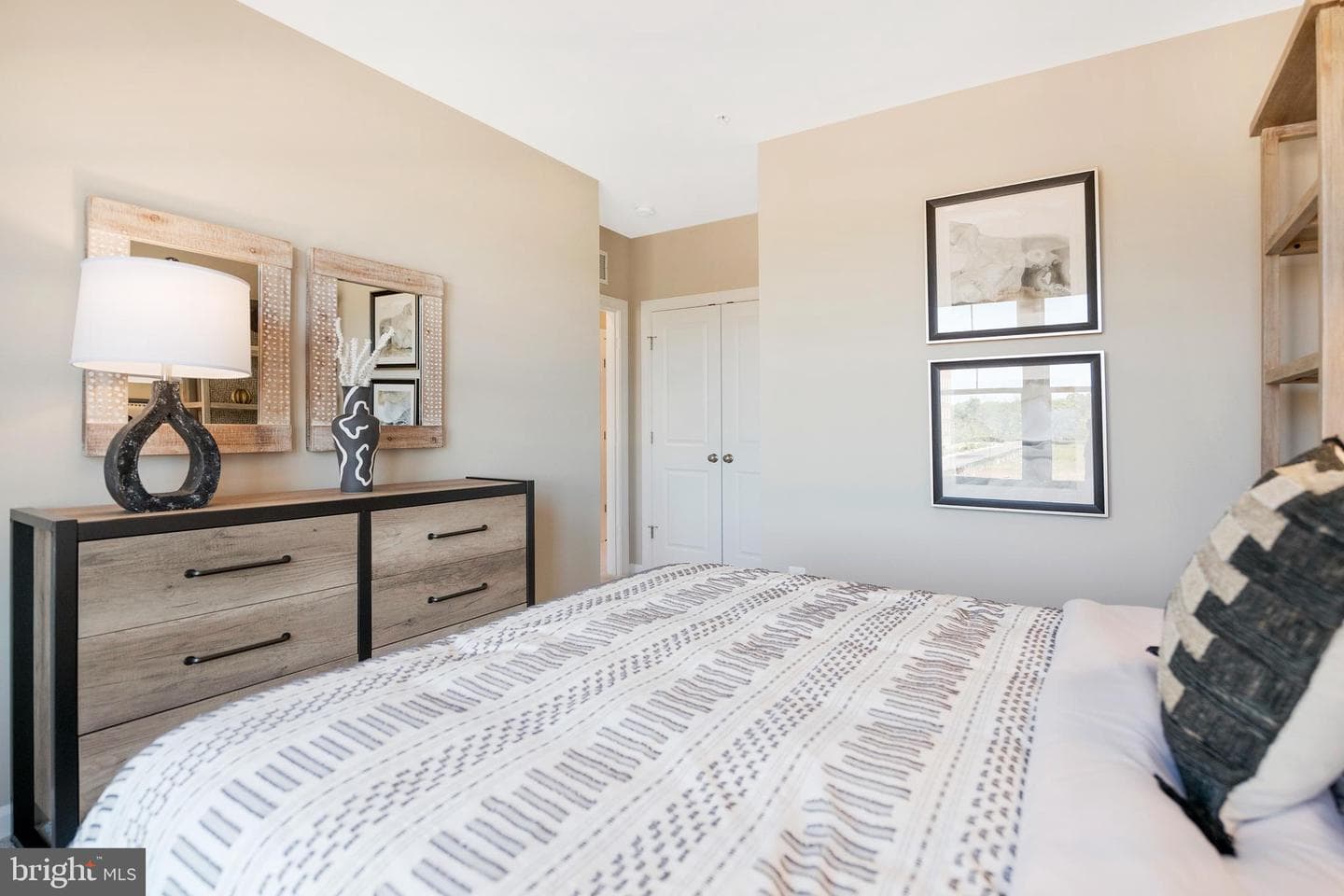 9677 Swallowtail Lane photo 10