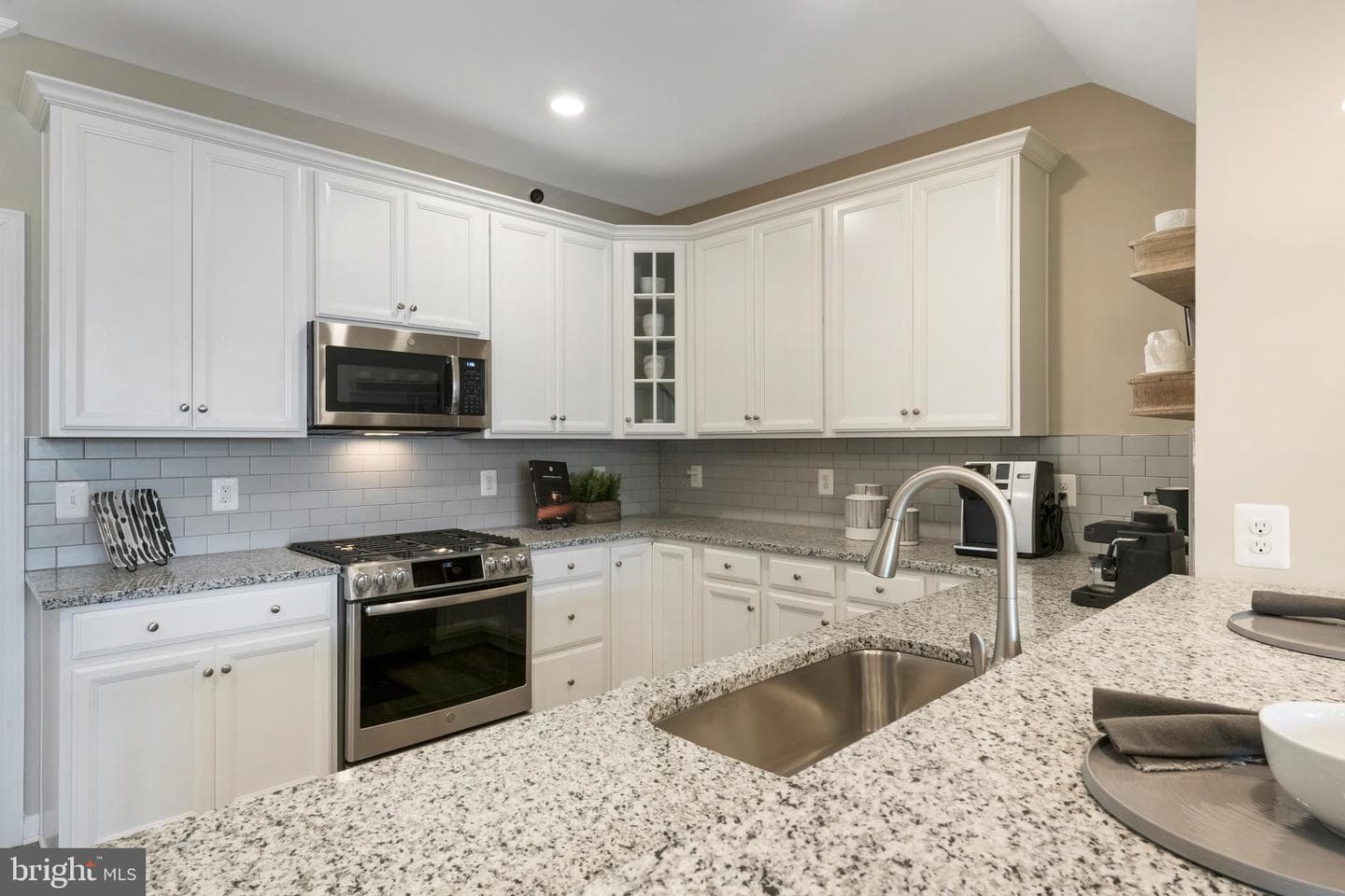 9677 Swallowtail Lane photo 14