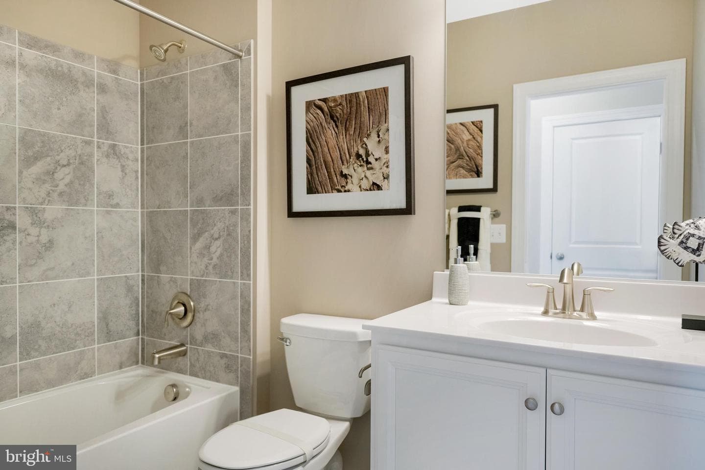 9677 Swallowtail Lane photo 6
