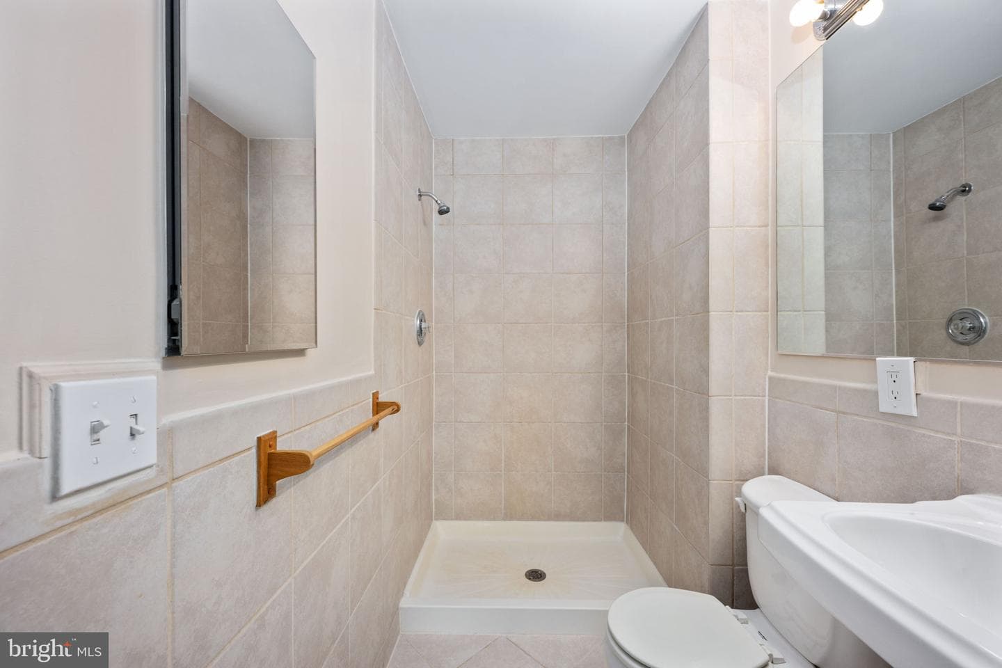 9476 Scarlet Oak Drive photo 20