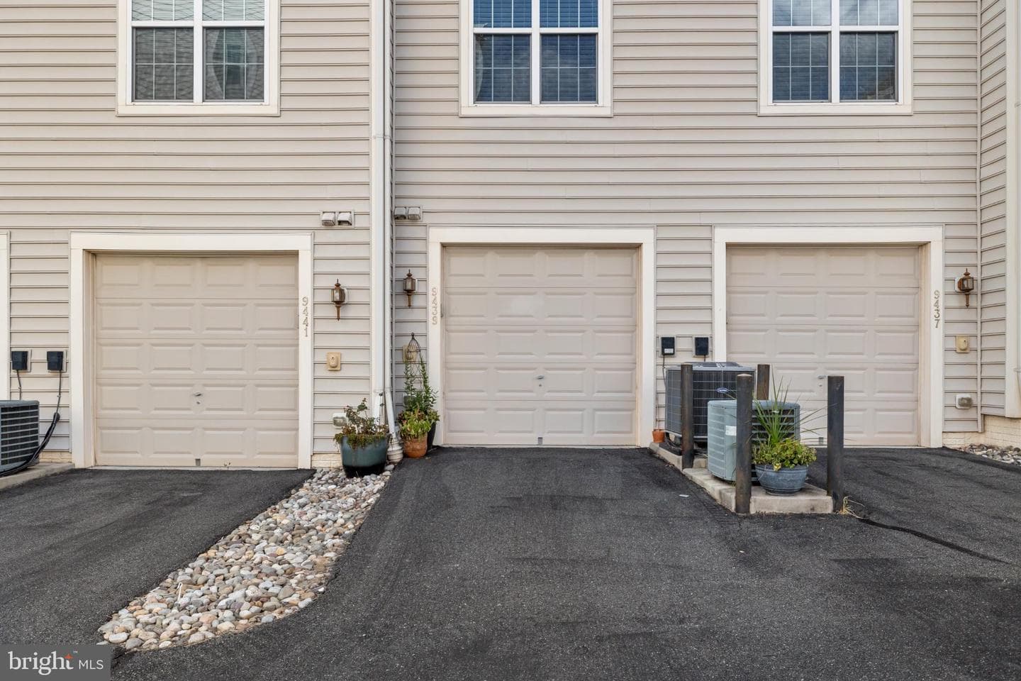 9439 Stonewall Road photo 30