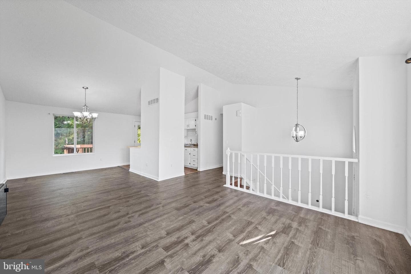 10285 Long Hill Court photo 3