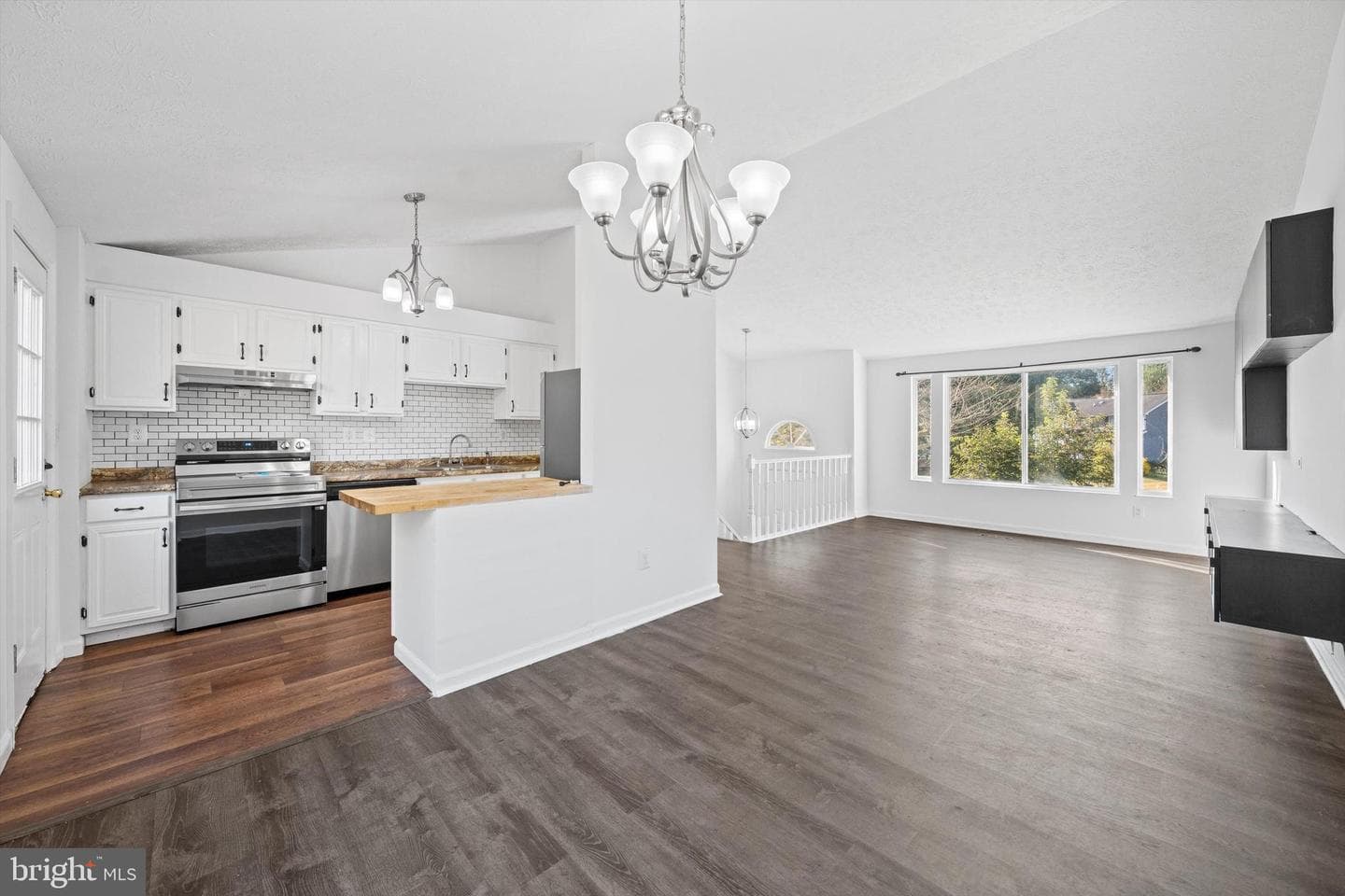 10285 Long Hill Court photo 5
