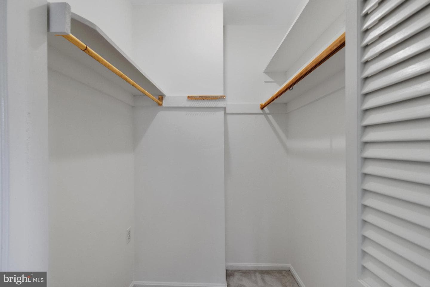 9511 Park Street photo 22