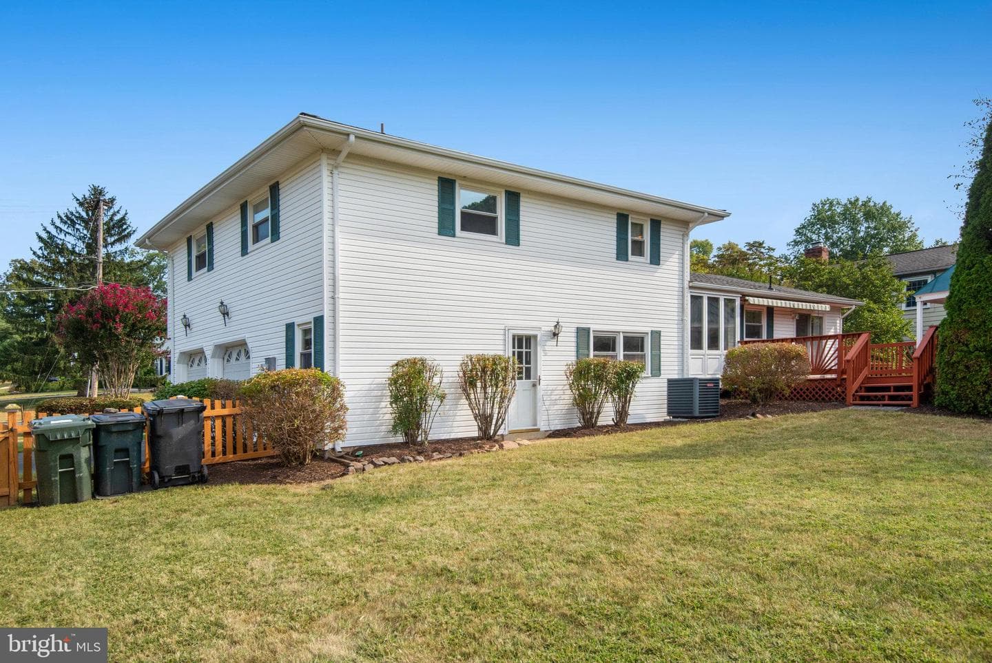 9511 Park Street photo 36