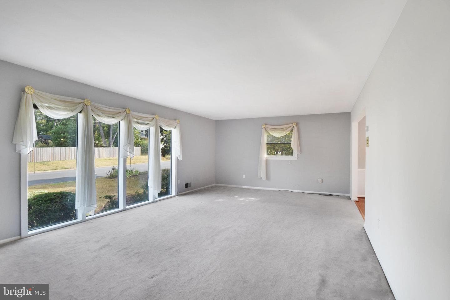 9511 Park Street photo 7