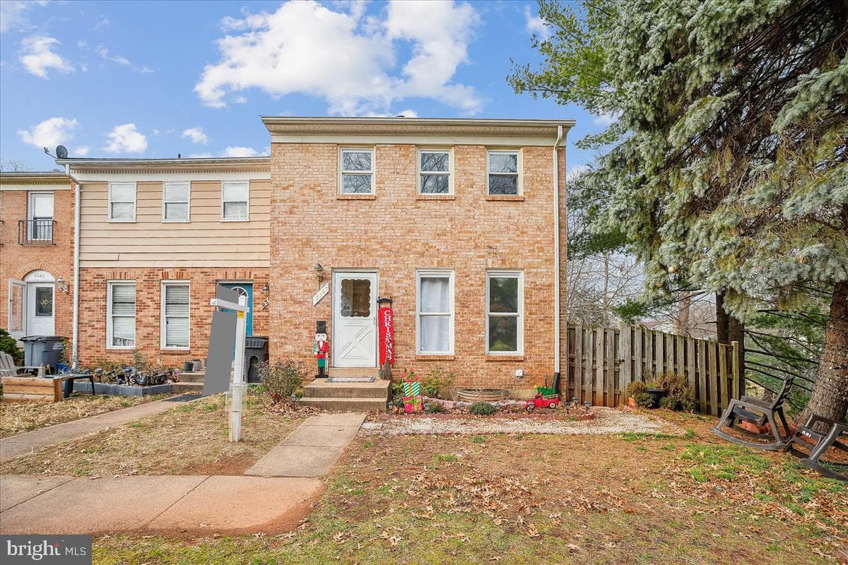 8347 Ivy Glen Court photo 1