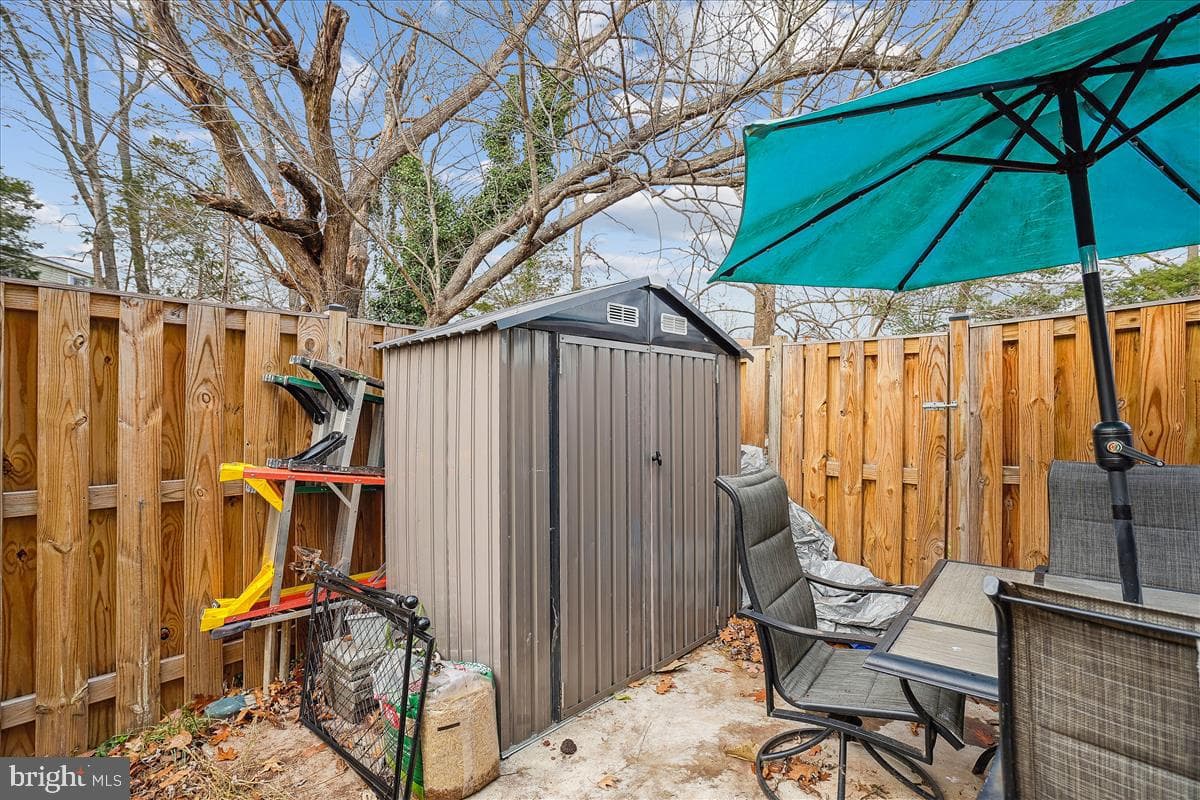 8347 Ivy Glen Court photo 31