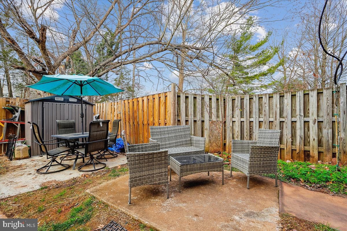 8347 Ivy Glen Court photo 32