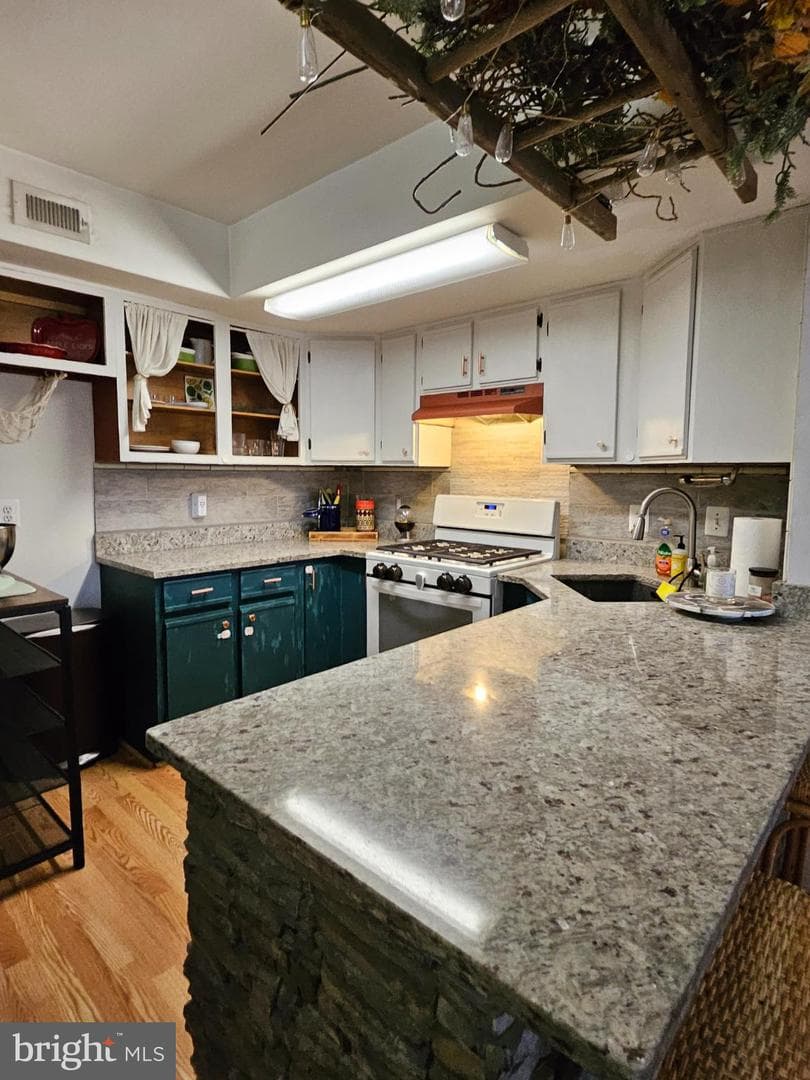9200 Azure Court #201 photo 2
