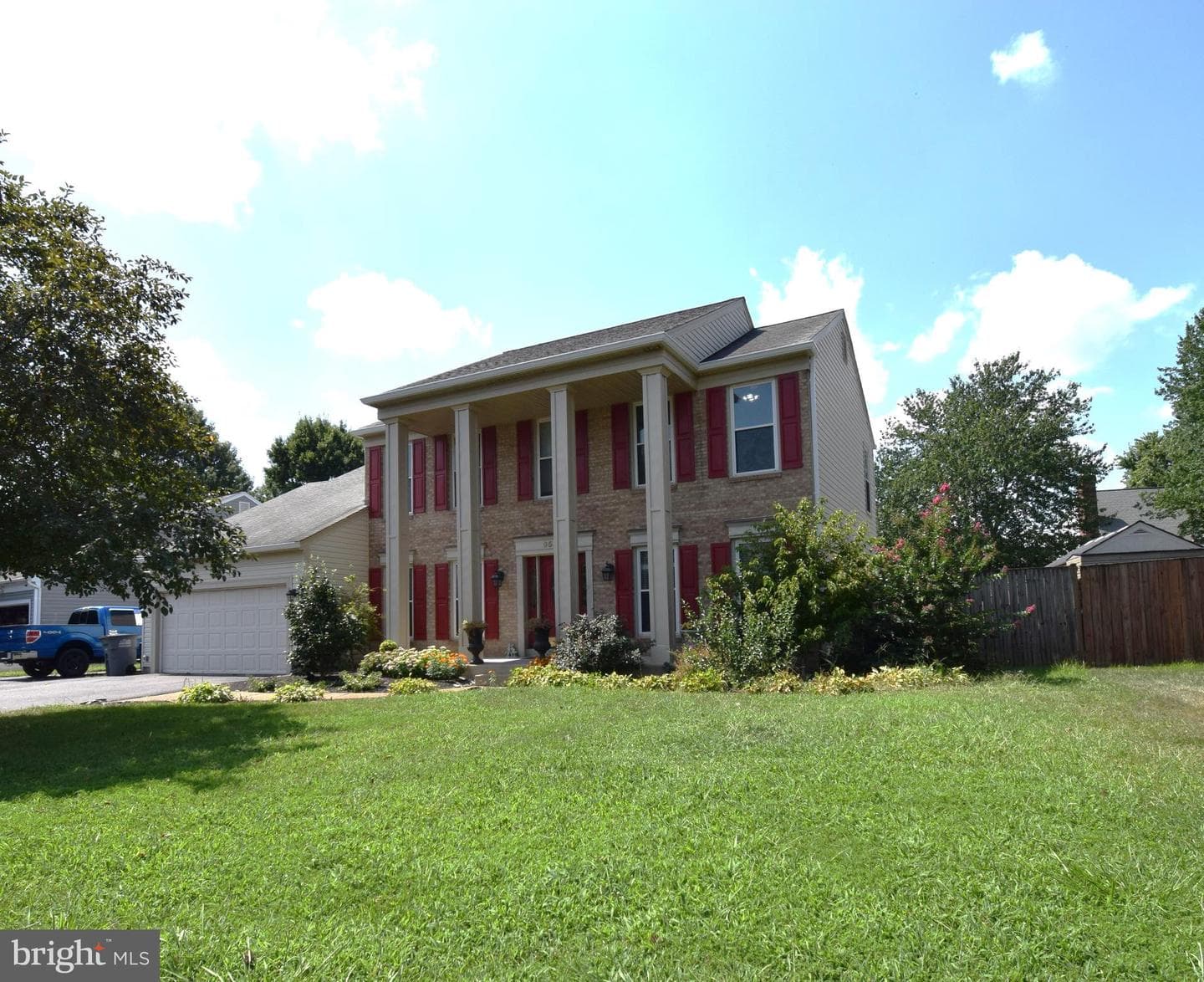 9544 Oakenshaw Drive photo 1