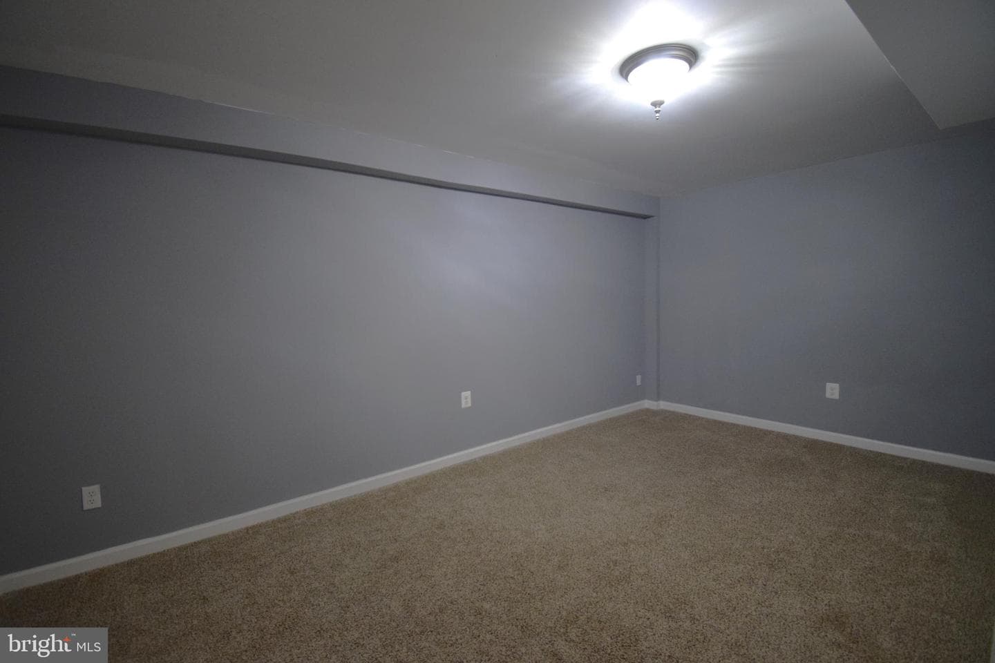 9544 Oakenshaw Drive photo 14