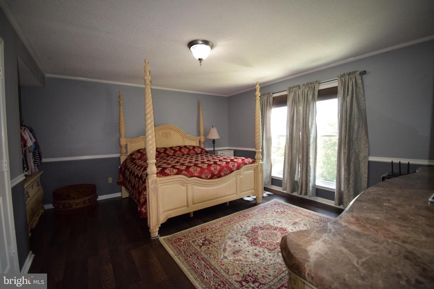 9544 Oakenshaw Drive photo 24