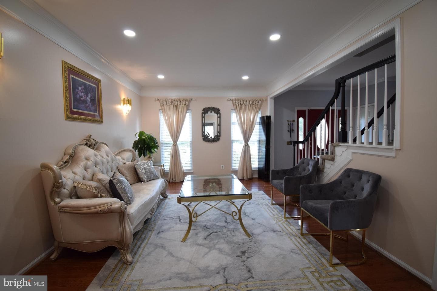9544 Oakenshaw Drive photo 4