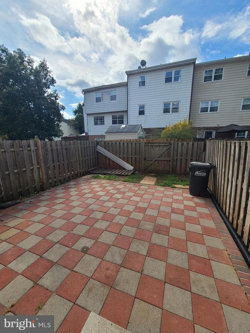 8584 Liberia Avenue photo 18