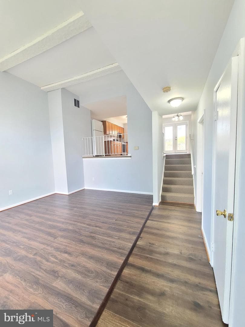 8584 Liberia Avenue photo 5