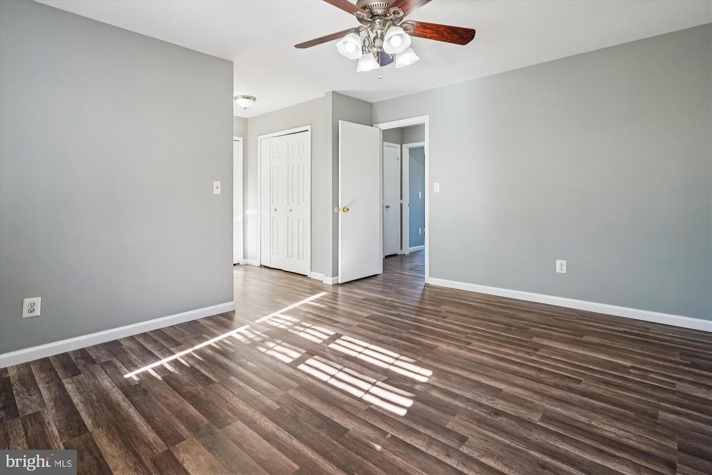10138 Forest Hill Circle photo 13