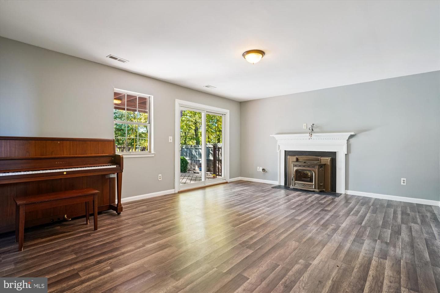 10138 Forest Hill Circle photo 39