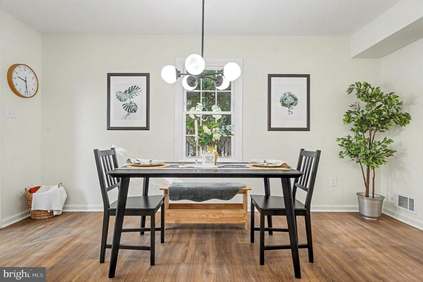 9269 George Street photo 10