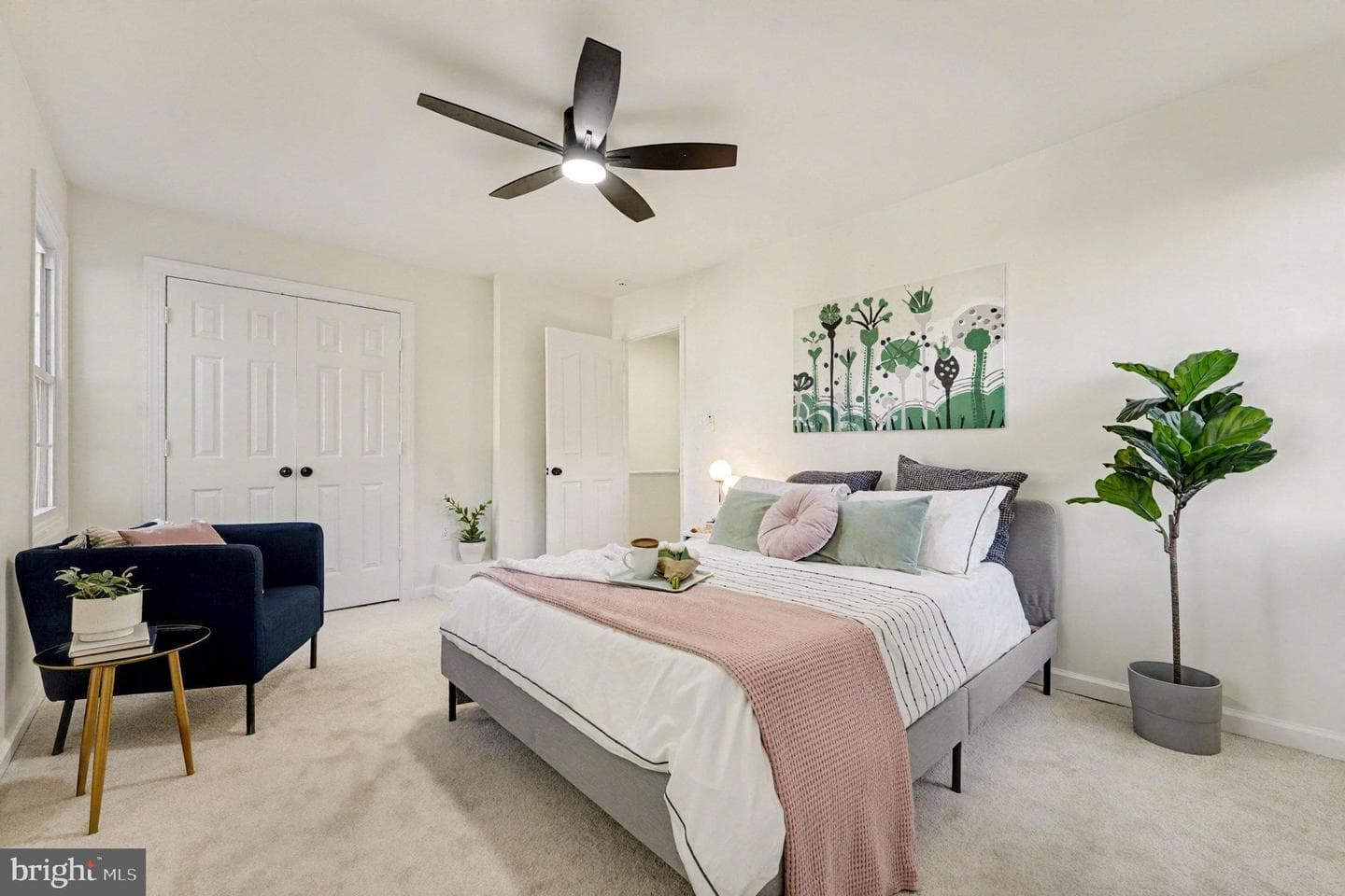 9269 George Street photo 17