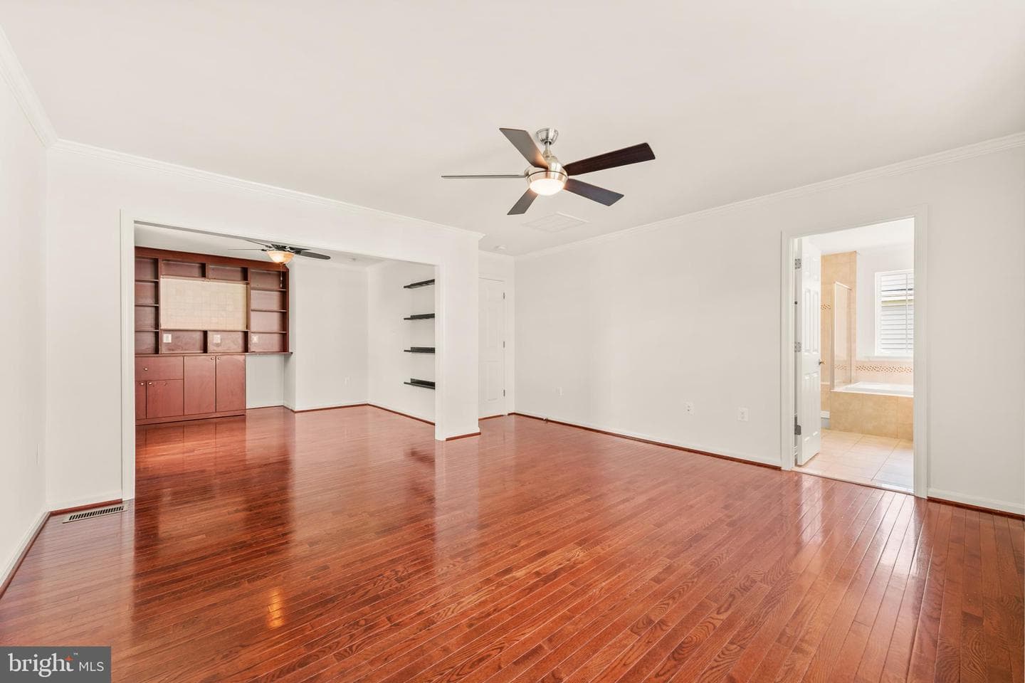 9939 Lake Jackson Drive photo 18