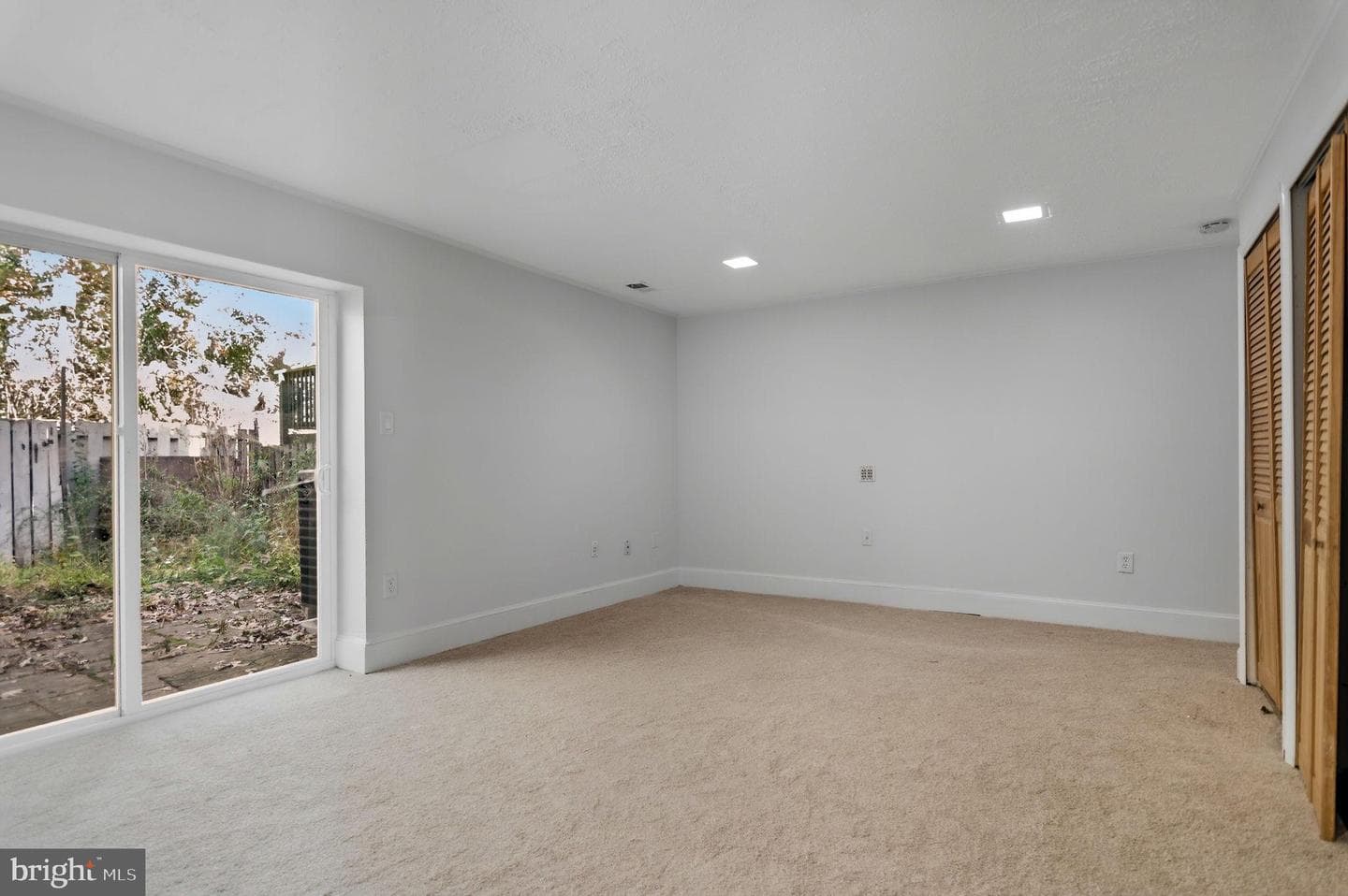 8334 Shady Grove Circle photo 27