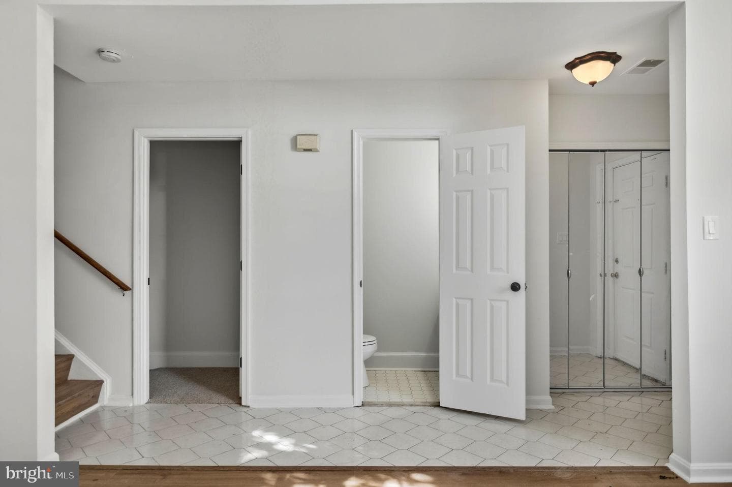 8334 Shady Grove Circle photo 5