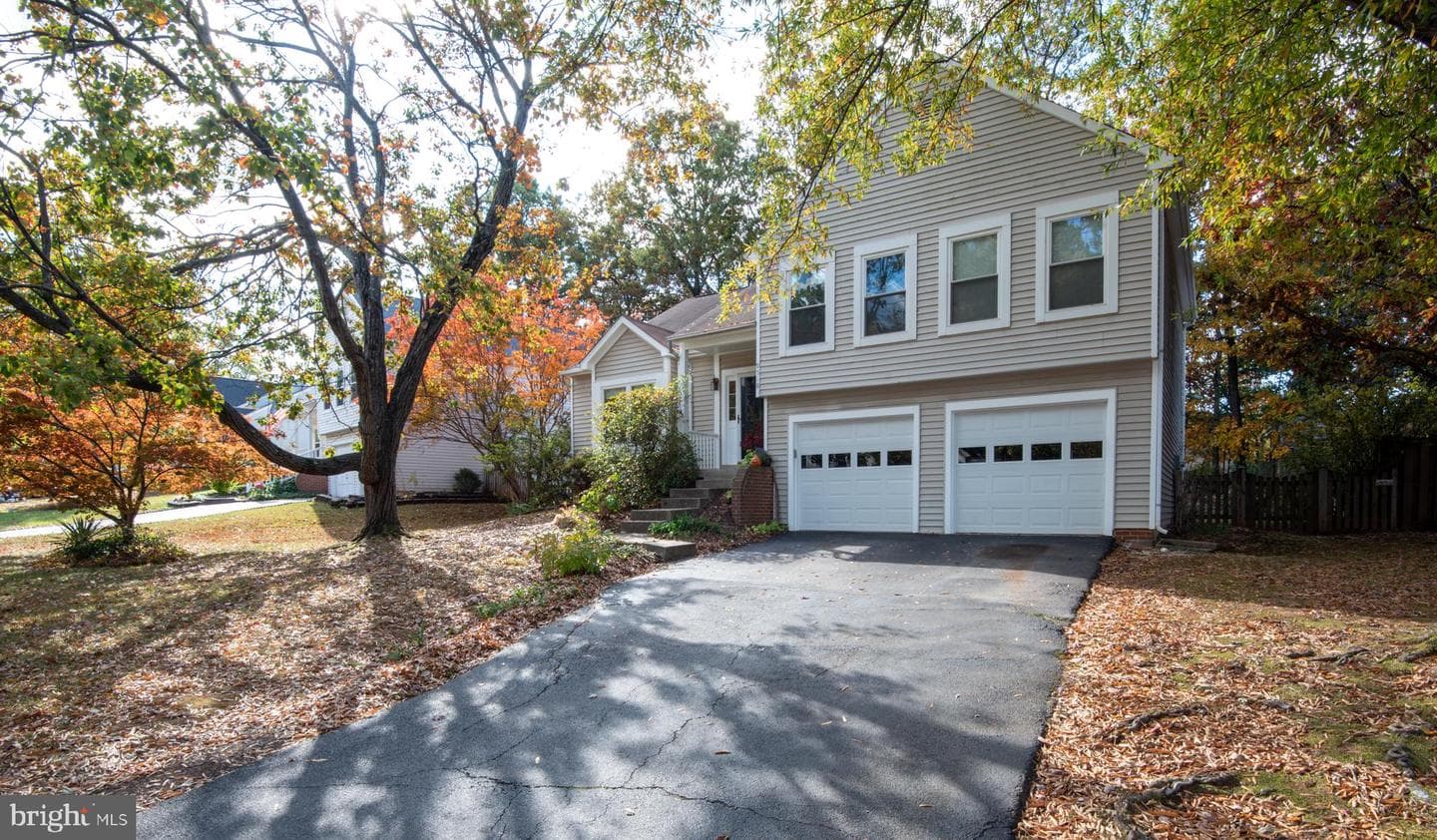 9518 Sandy Court photo 4
