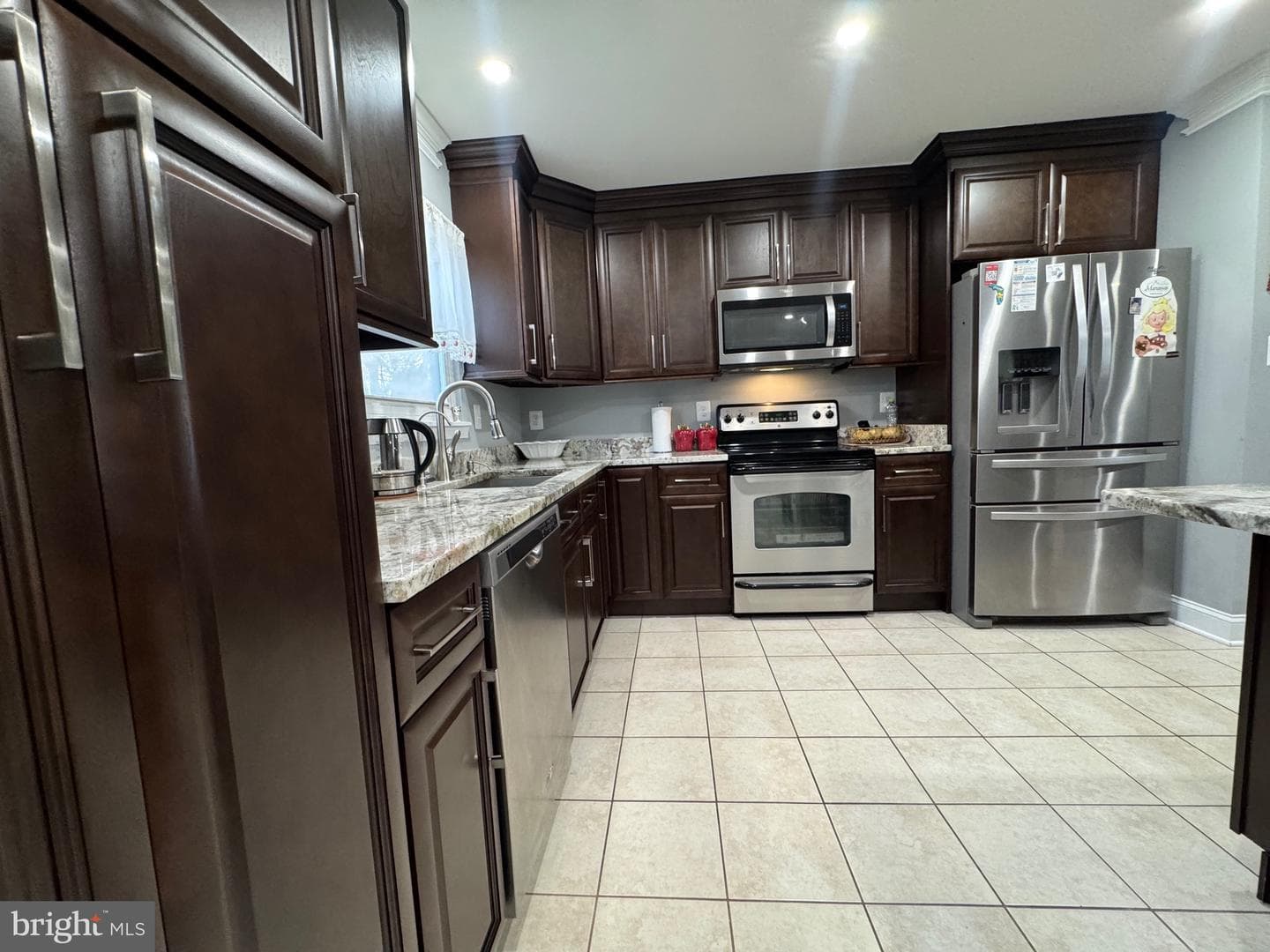 9215 Landgreen Street photo 13