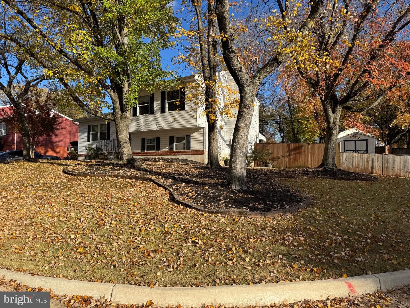 9215 Landgreen Street photo 2