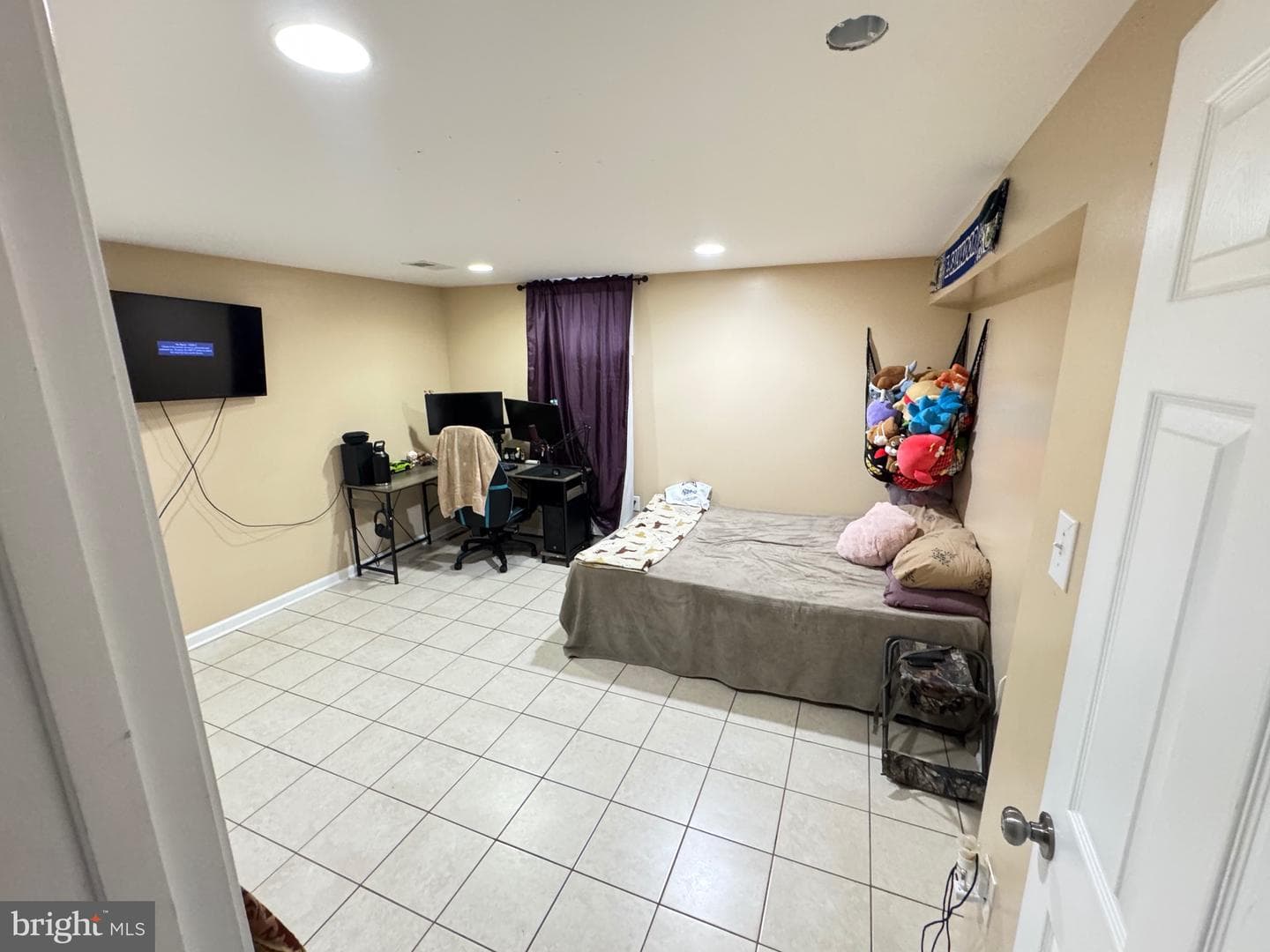 9215 Landgreen Street photo 8