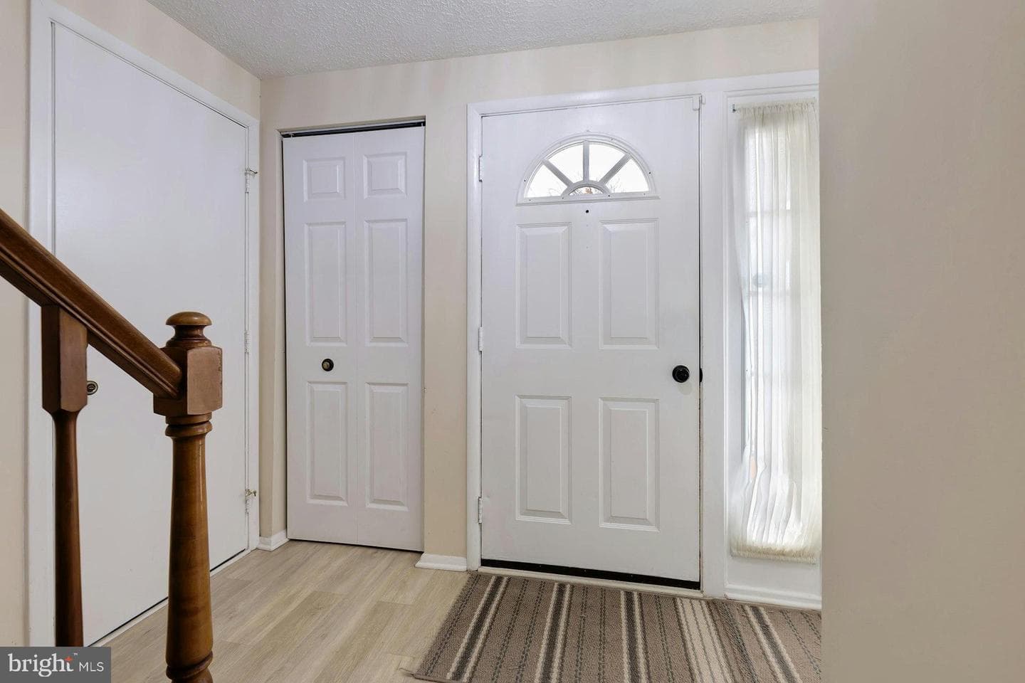10297 Woodmont Court photo 2