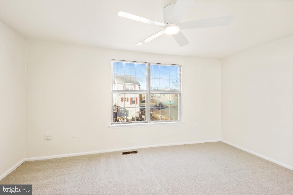 8431 Georgian Court photo 13