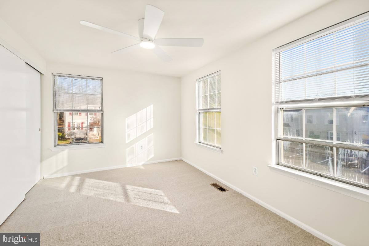 8431 Georgian Court photo 16