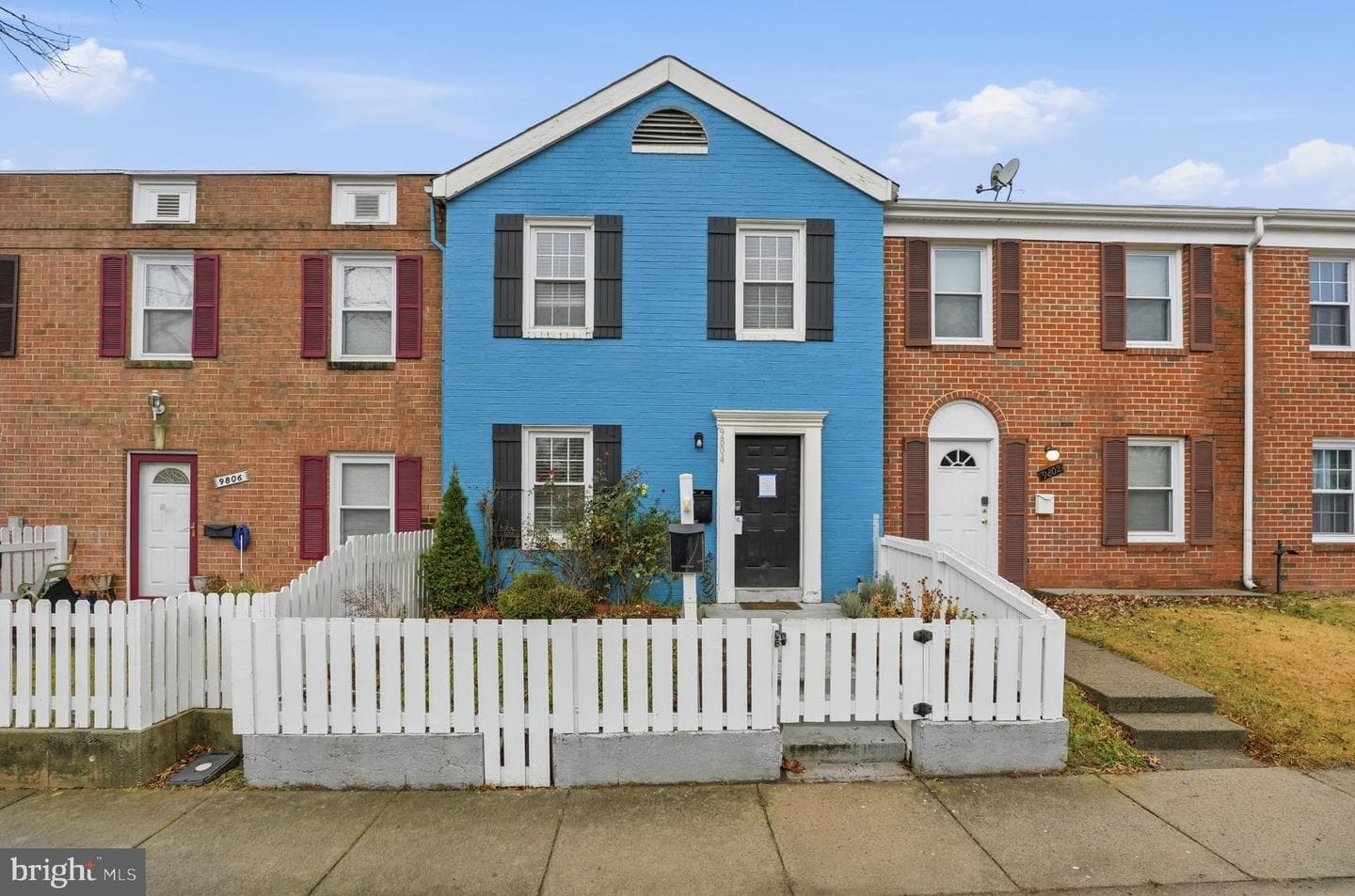 9804 Maury Lane photo 2