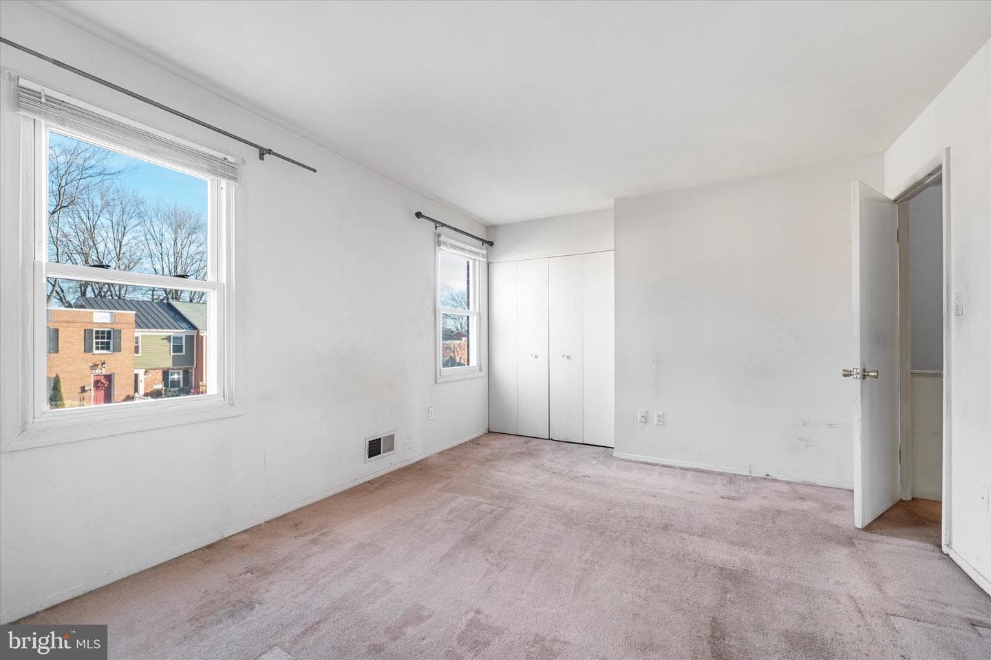 9828 Buckner Road photo 11
