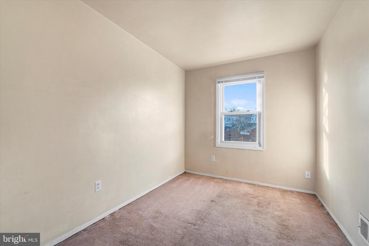 9828 Buckner Road photo 12