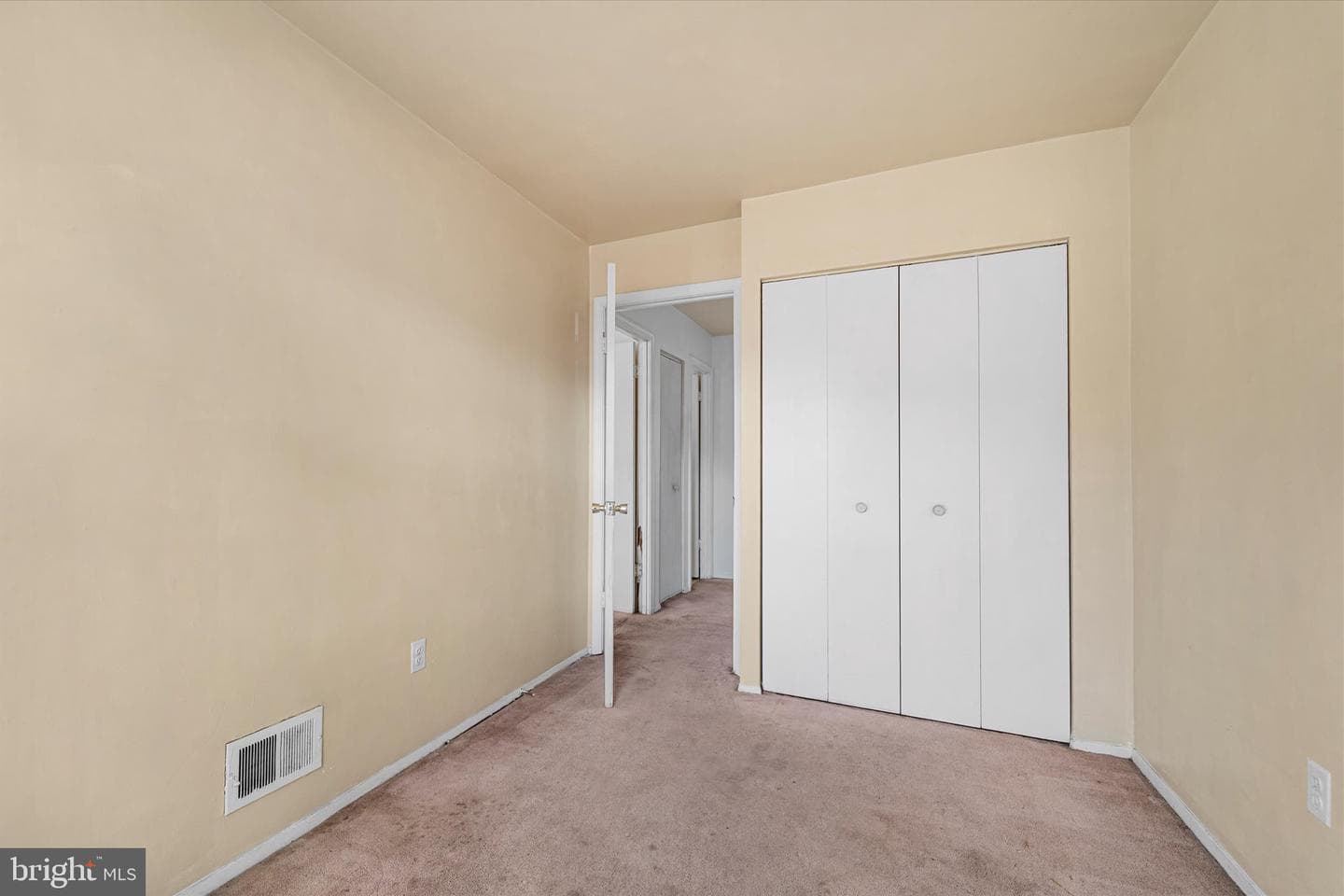 9828 Buckner Road photo 13
