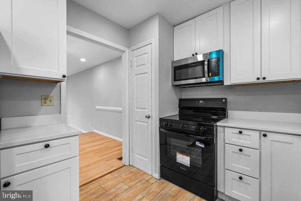 8504 Saddle Court photo 22