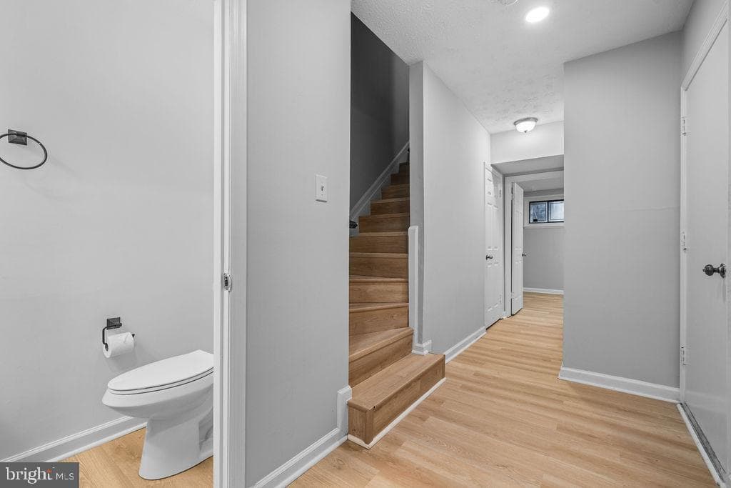 8504 Saddle Court photo 3