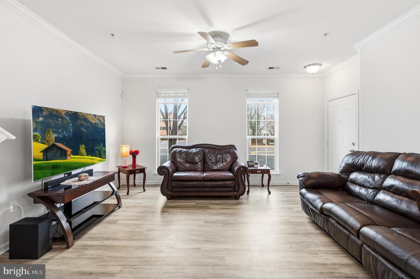 9557 Center Street photo 3