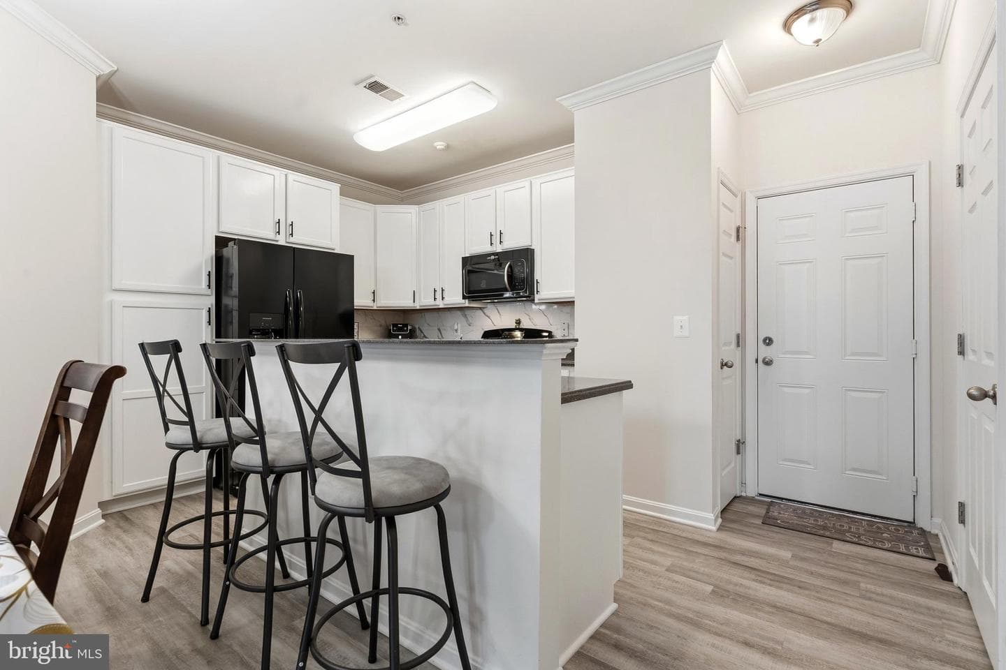 9557 Center Street photo 5